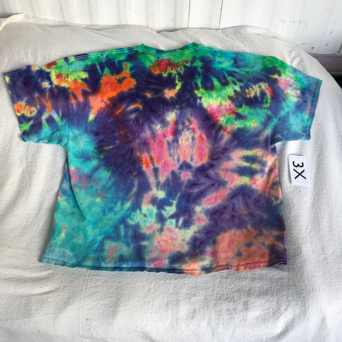 3X Intentionally Random Scrunched Tie-Dye Tee – MrTieDye