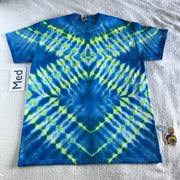 Adult Medium Tie-Dye Diamond Design tee