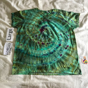 Women's Large Ice Dyed Spiral tee