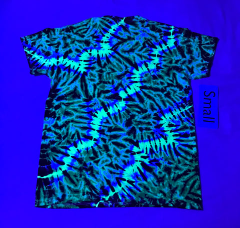 Adult Small Midnight UV-Glow Tie-Dye Scrunch Tee