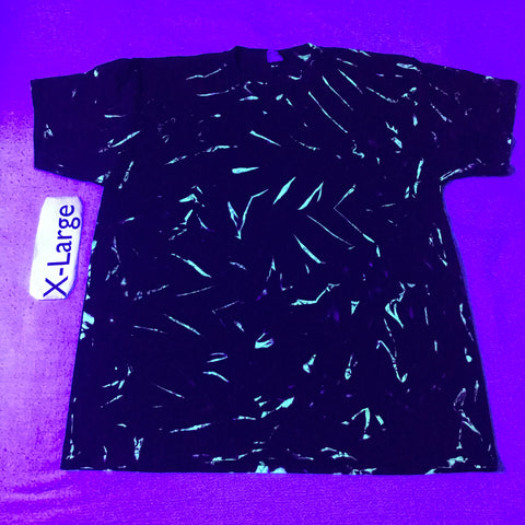 Discharged MidNight UV-Glow XL Tie-Dye Scrunch Tee